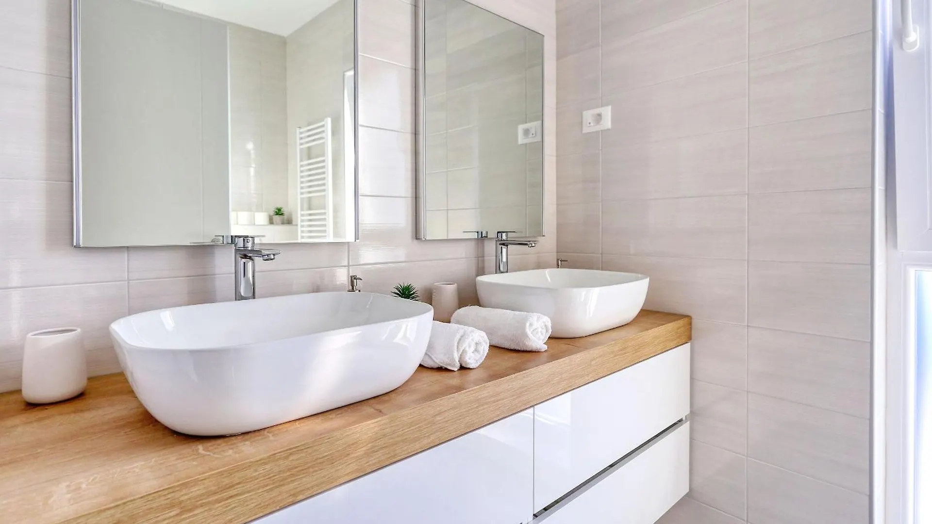 Villa Gea With Heated Pool 브르시